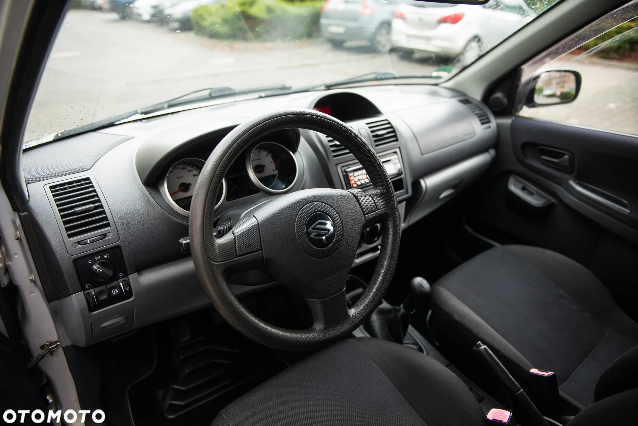 Suzuki Ignis 1.3 Classic - 18