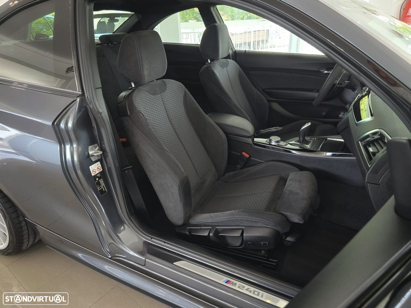 BMW M240i Coupe Aut - 7