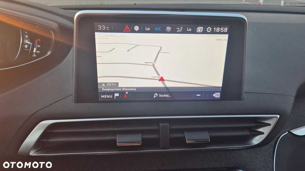 Peugeot 3008 PureTech 130 Stop & Start GPF Active Pack - 11