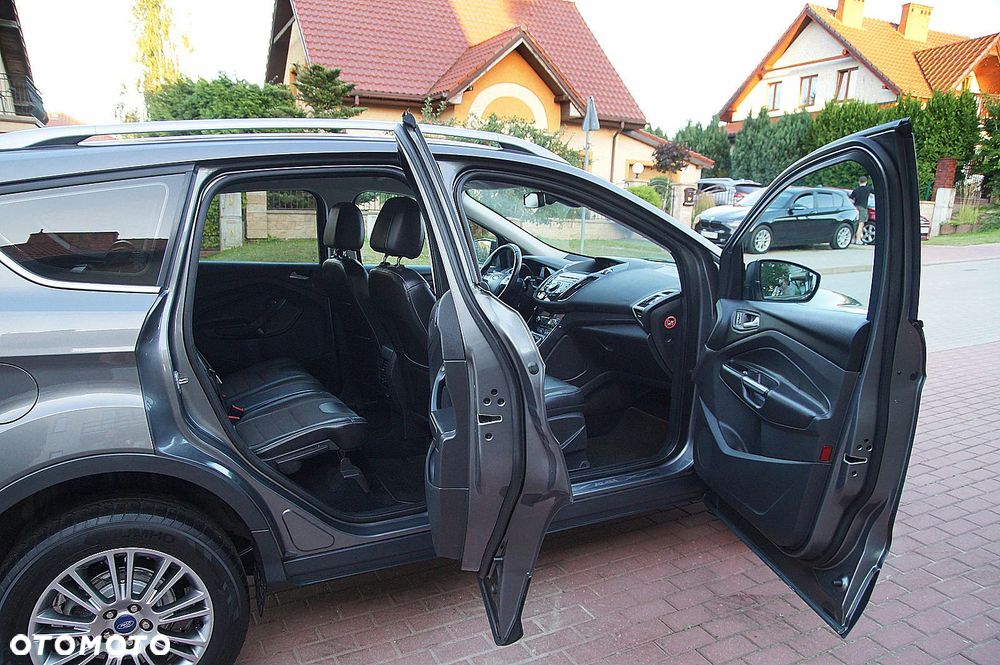 Ford Kuga 2.0 TDCi 4x4 Titanium - 26