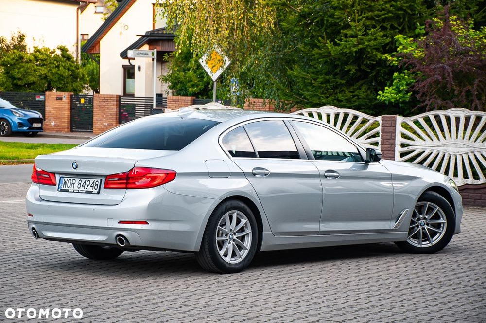 BMW Seria 5 520d Luxury Line - 19