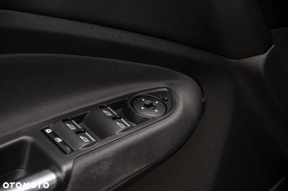 Ford C-MAX 1.5 EcoBoost Start-Stop-System Titanium - 36