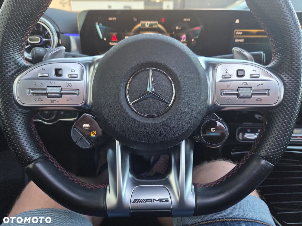 Mercedes-Benz Klasa A 35 AMG 4-Matic 7G-DCT - 32