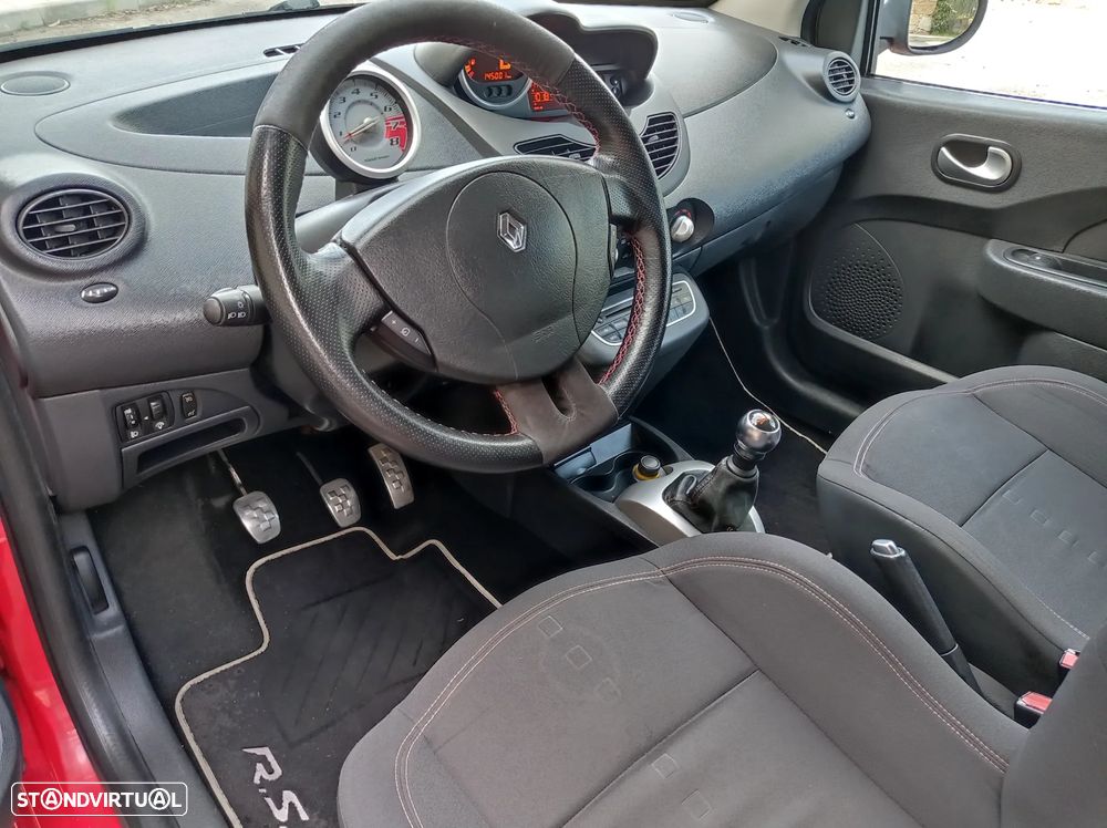 Renault Twingo 1.6 16V RS - 11