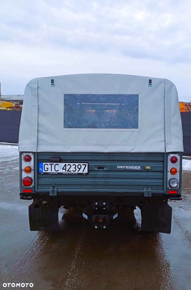 Land Rover Defender - 7