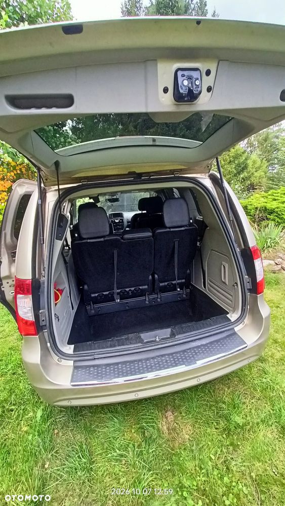 Chrysler Town & Country 3.6 Touring - 6