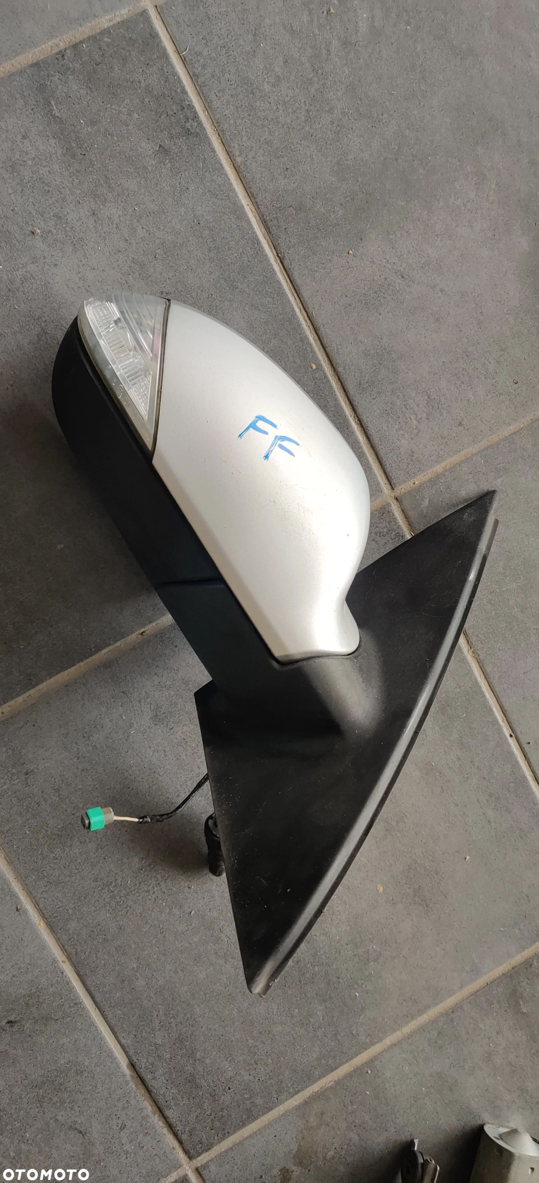 SMART FORFOUR LUSTERKO PRAWE - 1