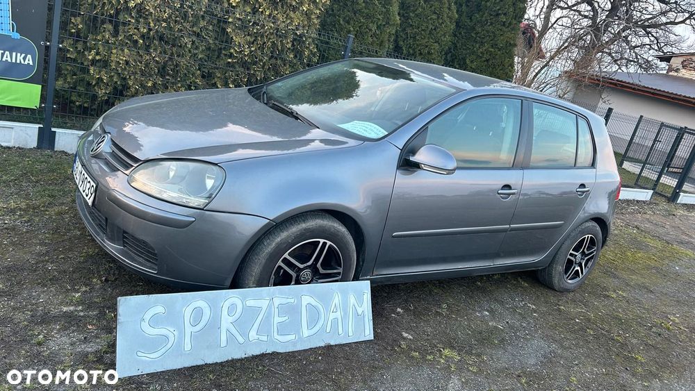 Volkswagen Golf - 10