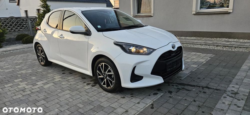 Toyota Yaris - 2