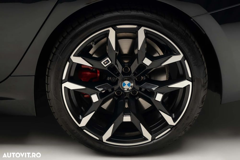 BMW Seria 3 - 12
