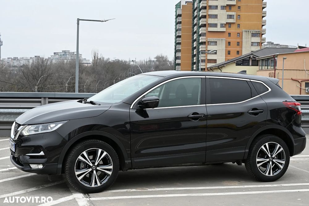 Nissan Qashqai 1.5 DCI DCT TEKNA - 2