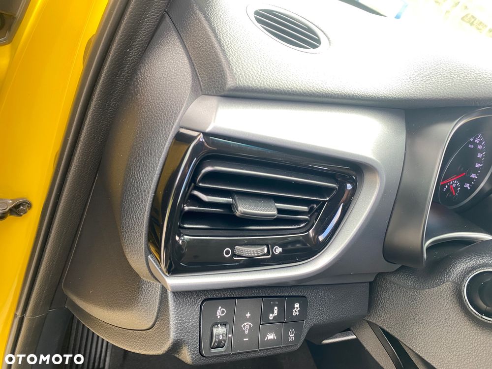 Kia Stonic 1.6 CRDi Platinum Edition - 25