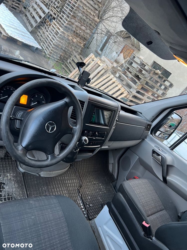 Mercedes-Benz Sprinter 516 - 8