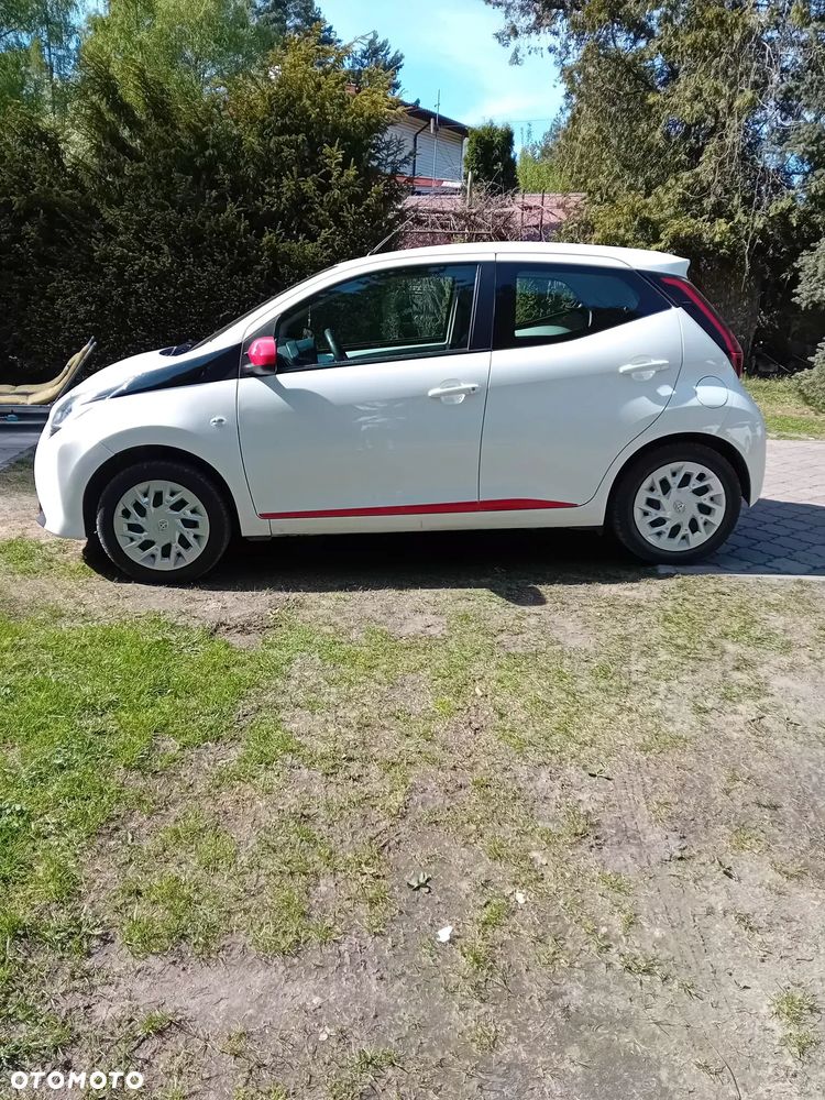 Toyota Aygo x-play - 2