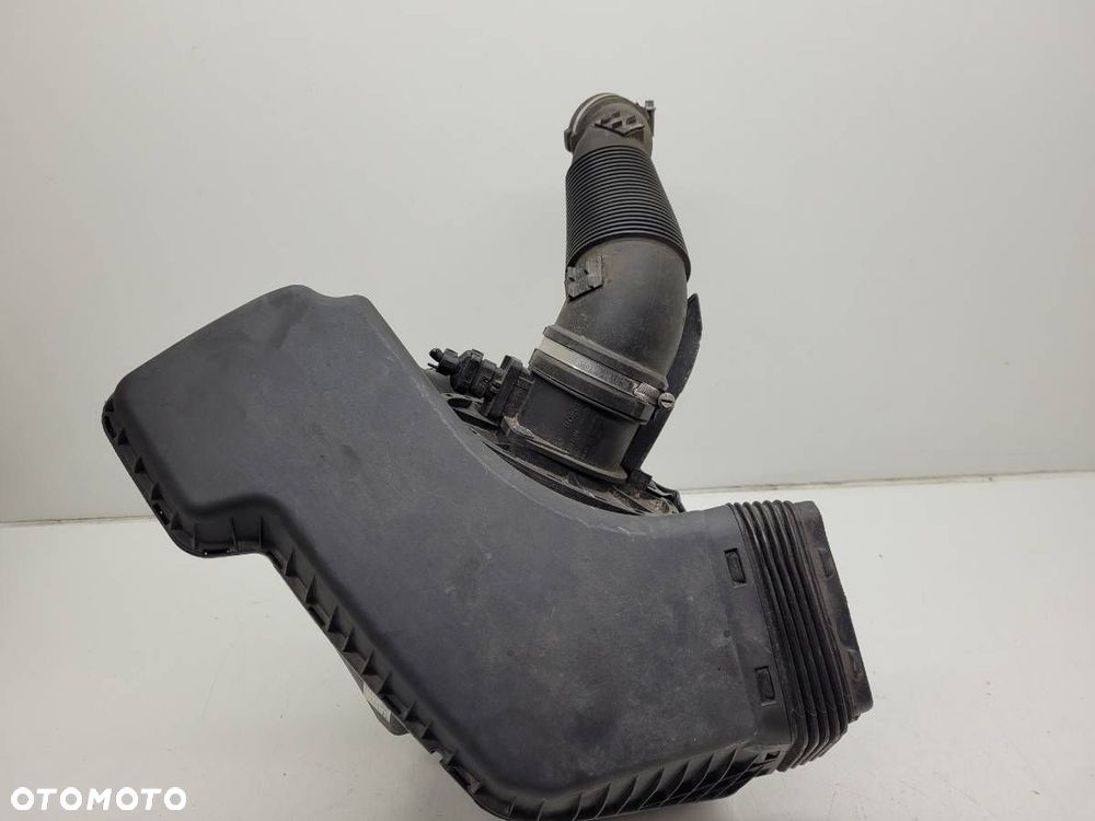 OBUDOWA FILTRA POWIETRZA 4G0133838R AUDI A6 C7 2018 2.0 TDI EU - 1