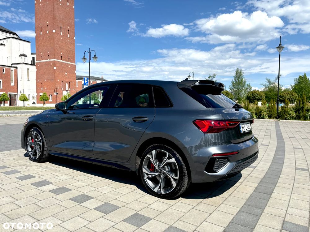 Audi A3 Sportback - 4
