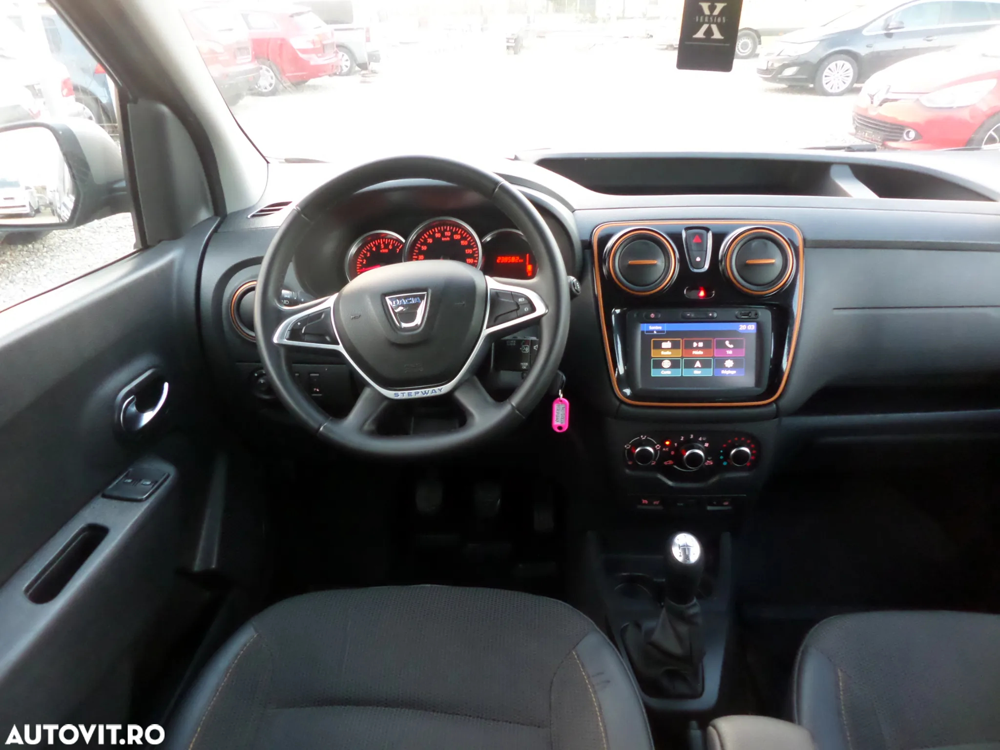 Dacia Dokker 1.5 dCi 90 CP Stepway - 26
