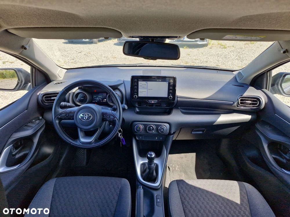 Toyota Yaris - 8