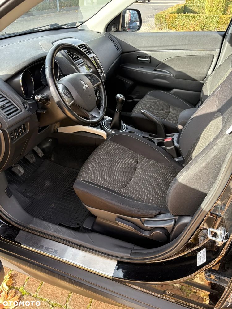 Mitsubishi ASX - 12