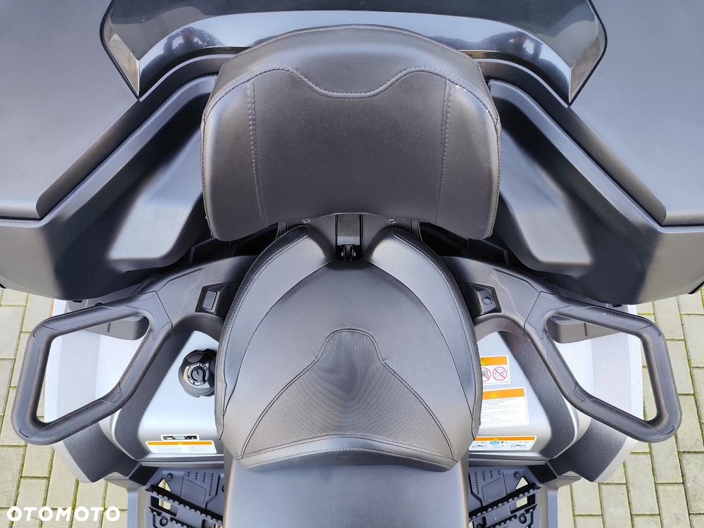 Can-Am Outlander - 10