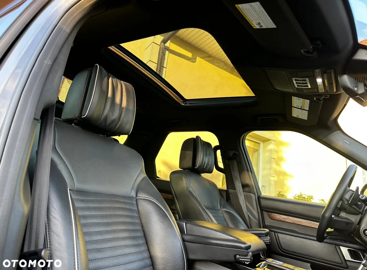 Land Rover Discovery V 3.0 Si6 HSE Luxury - 19