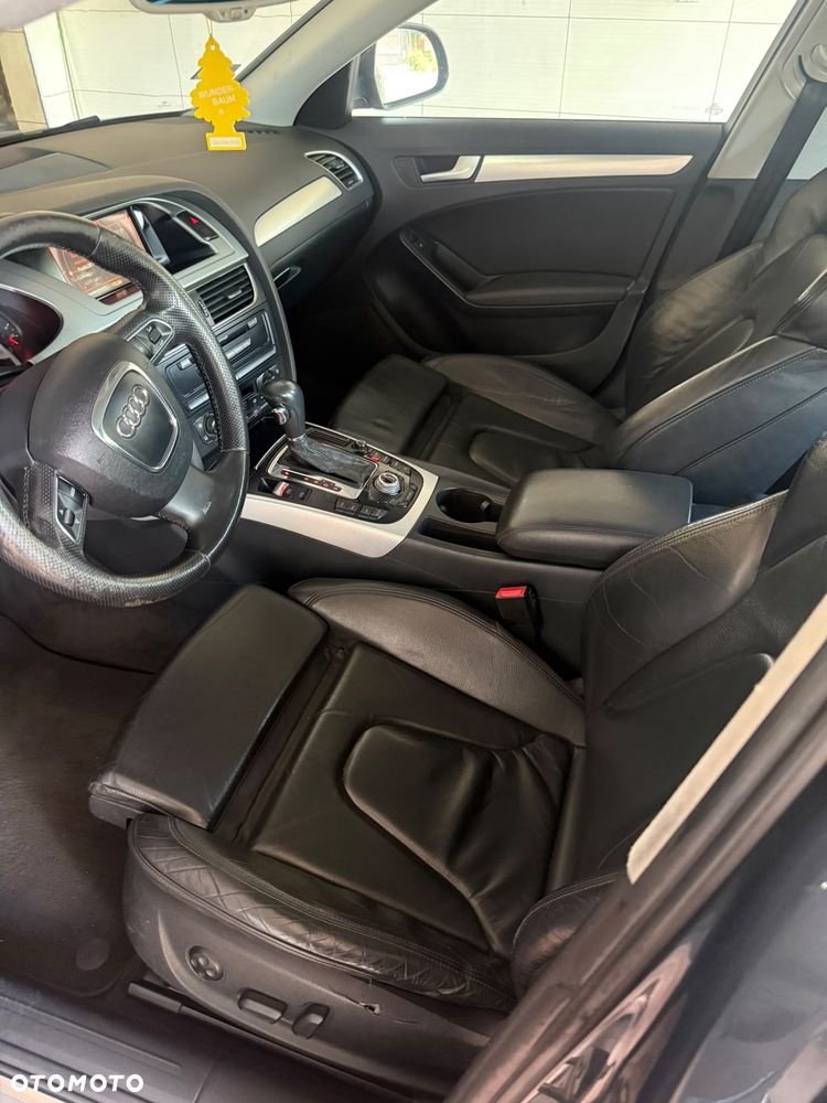 Audi A4 Limousine - 16