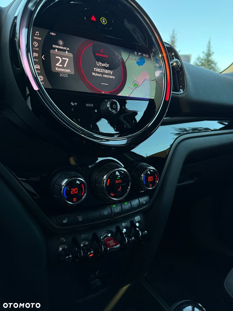 MINI Countryman Cooper Classic Trim - 13