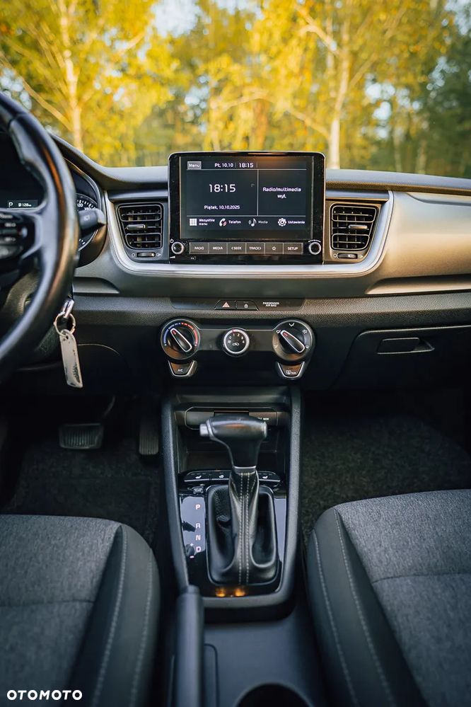 Kia Stonic 1.0 T-GDI OPF Mild Hybrid DCT7 Platinum - 25