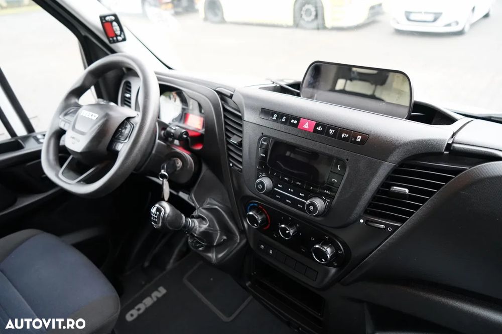 Iveco DAILY 35-140 / FRIGORIFER / PULSOR 400 UNITATE / LIFT / TWIN / - 29