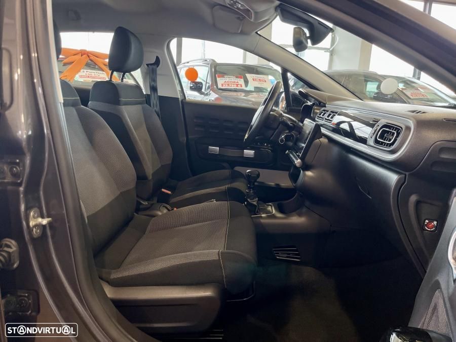 Citroën C3 1.2 PureTech Shine Pack - 26