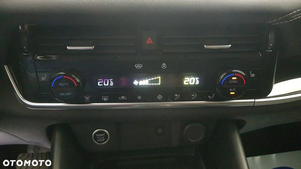 Nissan Qashqai - 25