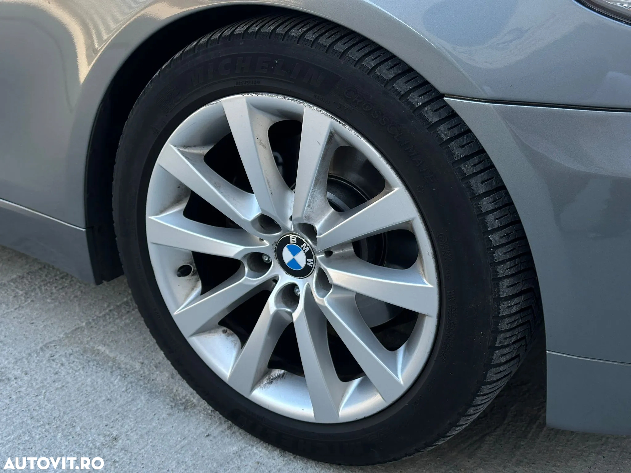 BMW Seria 5 520d Edition Exclusive - 11