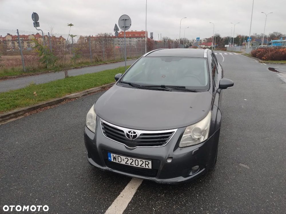 Toyota Avensis 2.0 D-4D Premium - 16