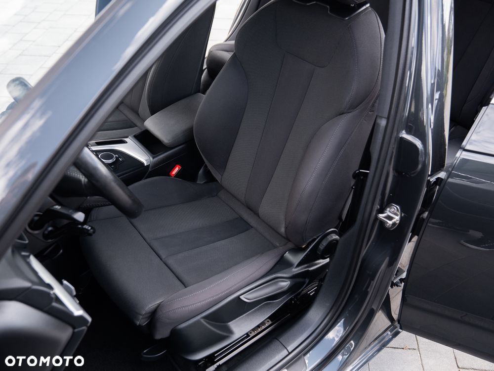 Audi A4 Avant 2.0 TDI DPF S line Sportpaket - 25