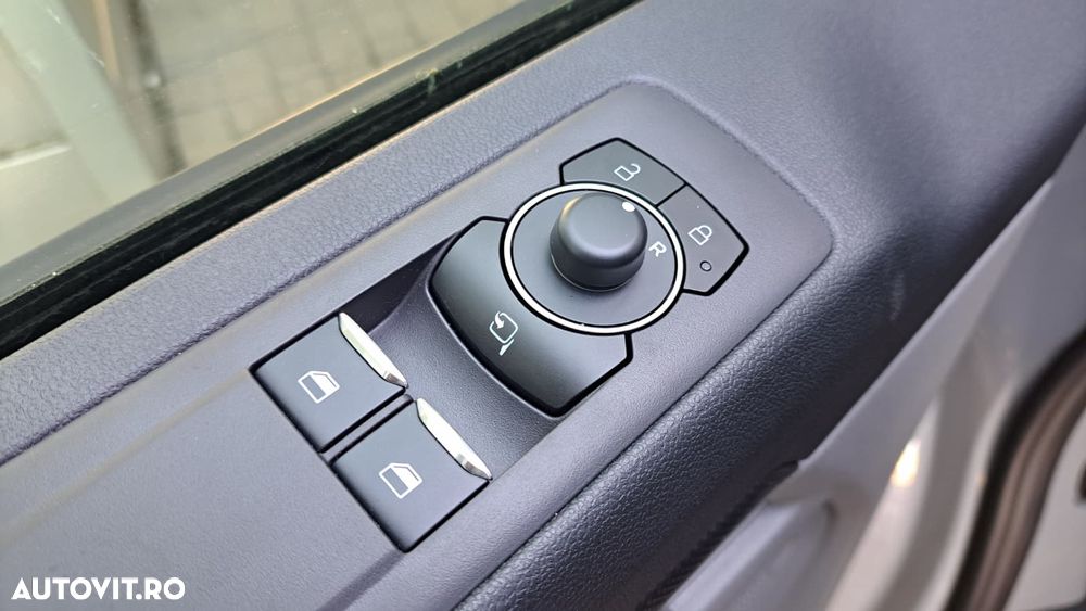 Ford Transit Custom L2H1 PKW 4x4 Autm. Limited - 40