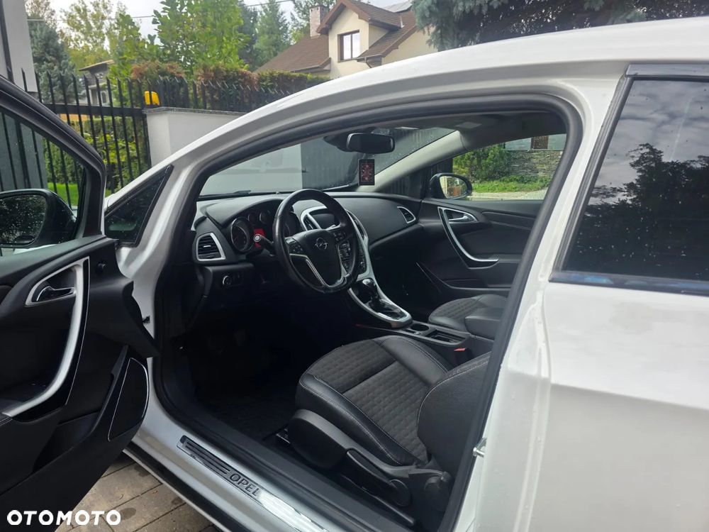 Opel Astra GTC 1.4 Turbo - 7