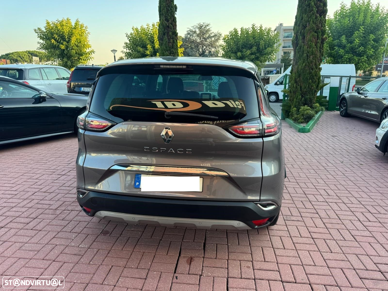 Renault Espace 1.6 dCi Initiale Paris EDC - 6