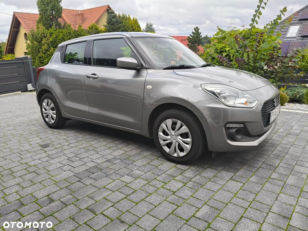 Suzuki Swift 1.2 Premium - 2