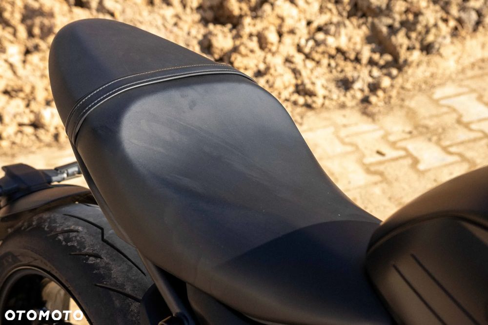 Triumph Trident - 38