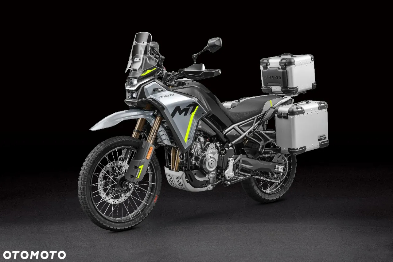 CFMoto MT - 7