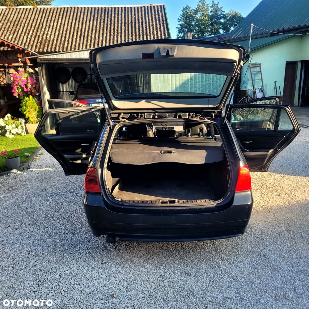 BMW Seria 3 - 10
