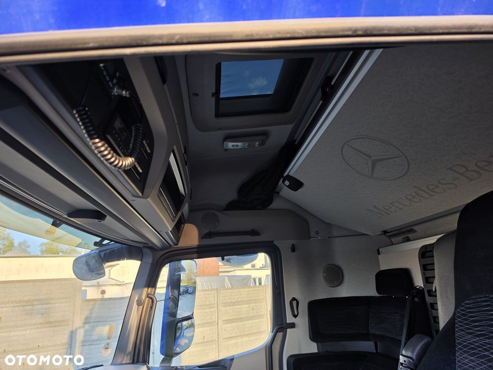 Mercedes-Benz Actros - 17