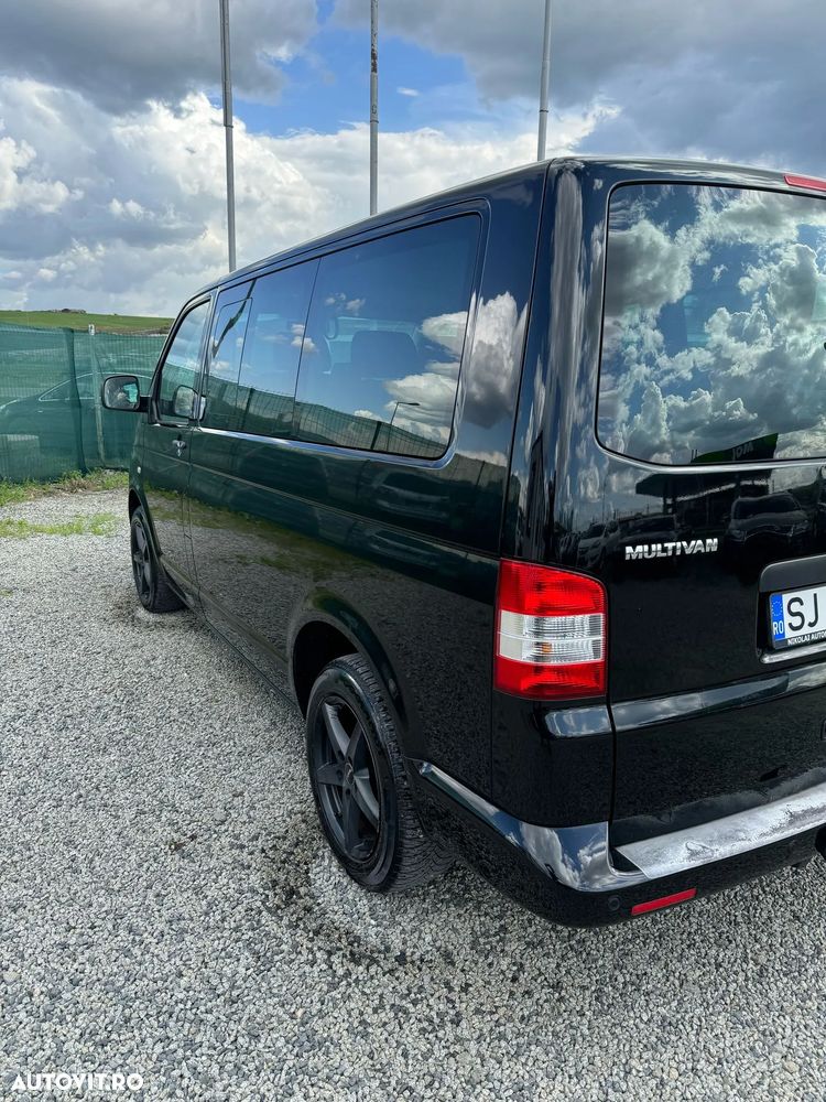 Volkswagen Multivan - 20