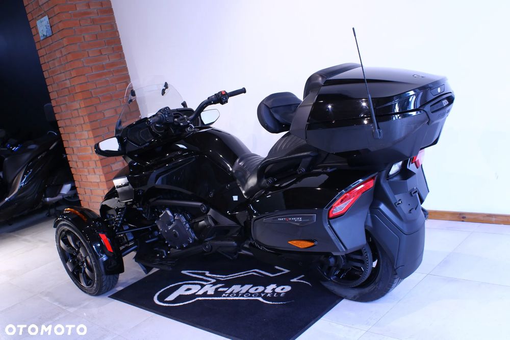 Can-Am Spyder - 7