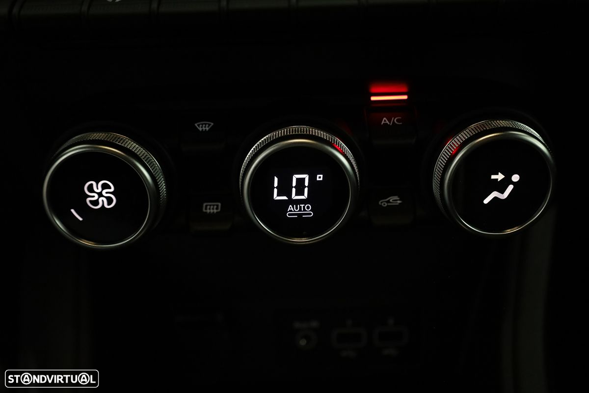 Renault Captur 1.0 TCe Techno Bi-Fuel - 13