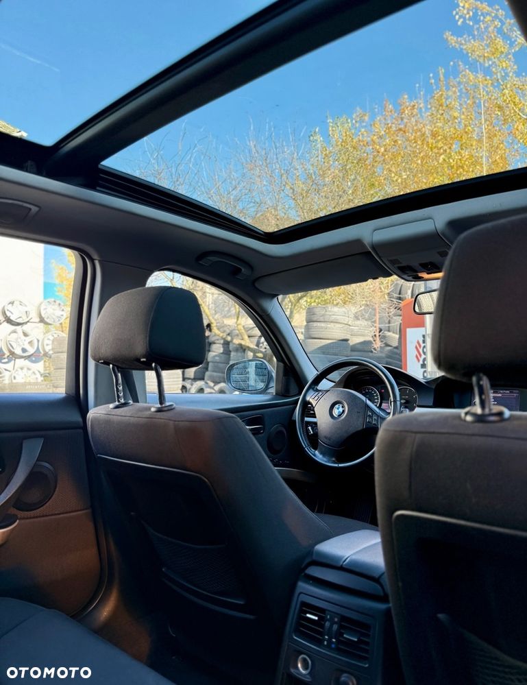 BMW Seria 3 320d - 8