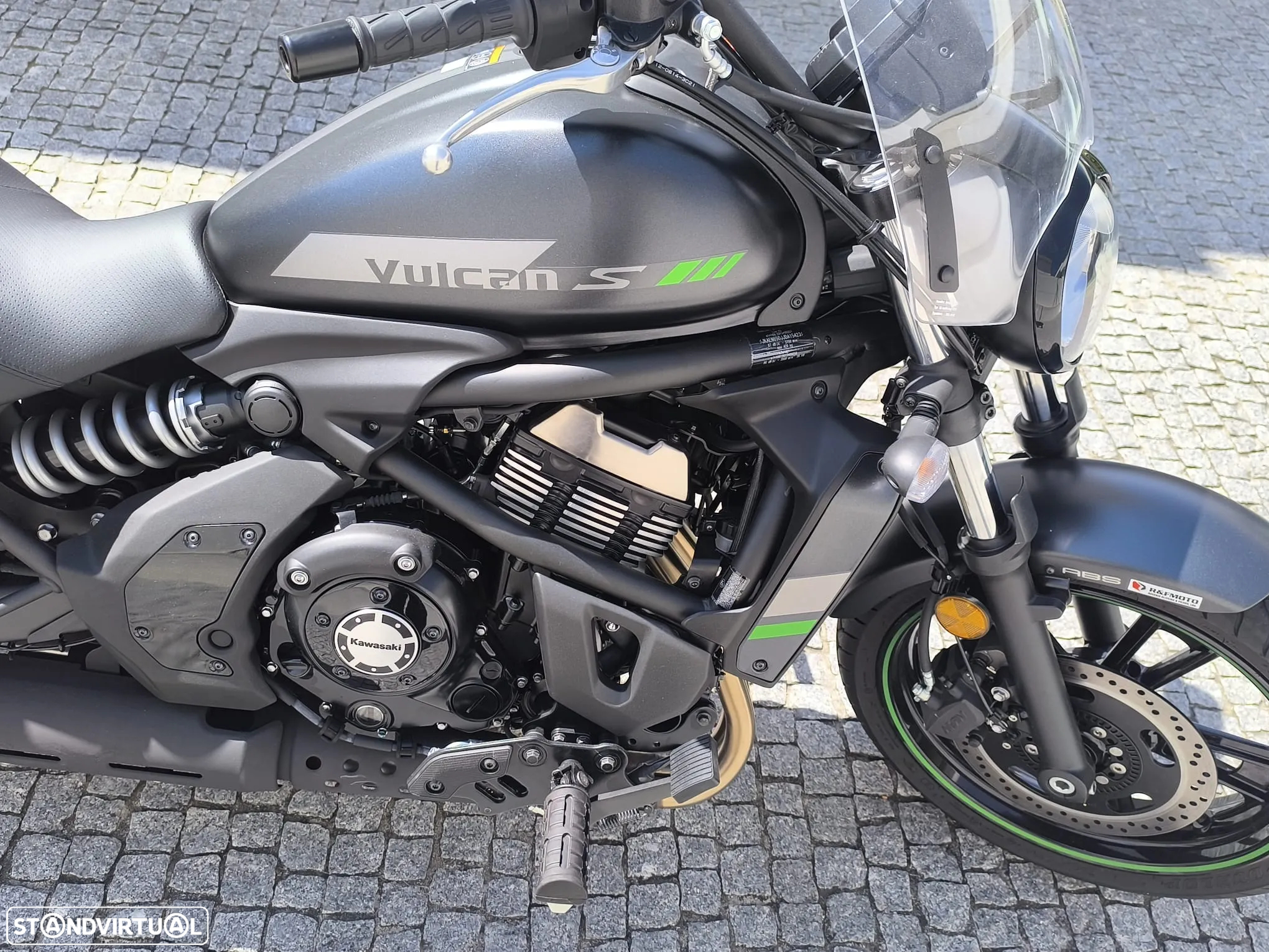 Kawasaki Vulcan S - 4