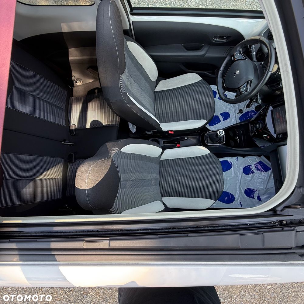 Peugeot 108 PureTech 82 Top Allure - 27