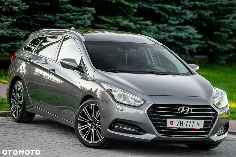 Hyundai i40 Kombi 1.7 CRDi DCT Premium - 3