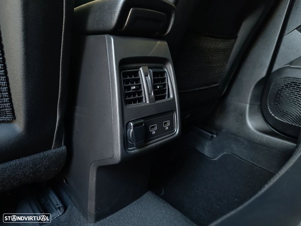 Renault Captur 1.6 E-Tech Plug-In Intens - 16